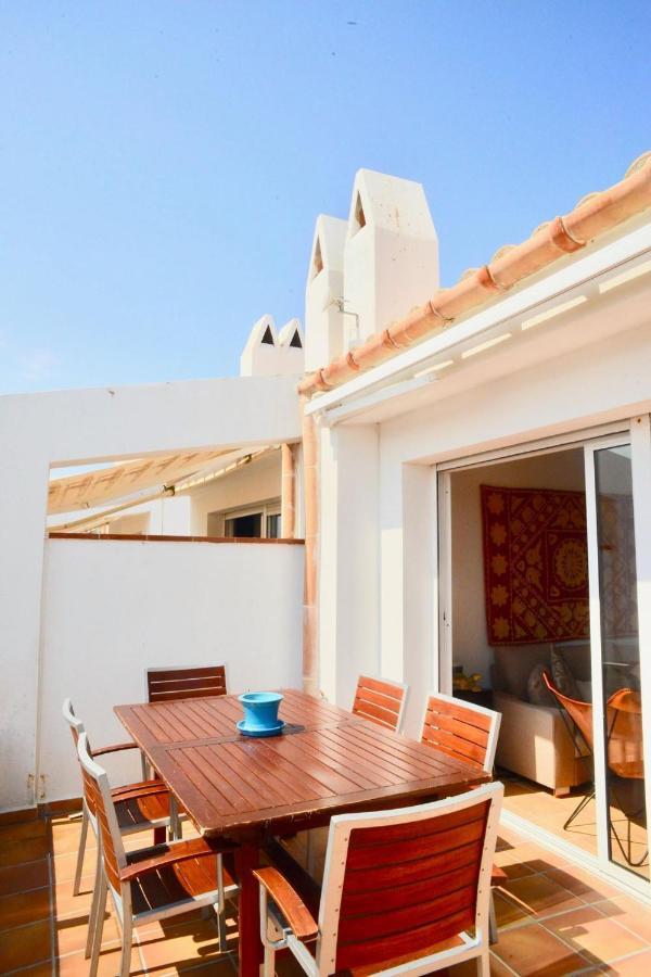 Beachfront Duplex With Terrace And Sea Views - Cadaques Ngoại thất bức ảnh